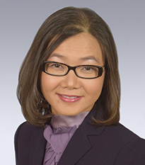 TRACY G. LE